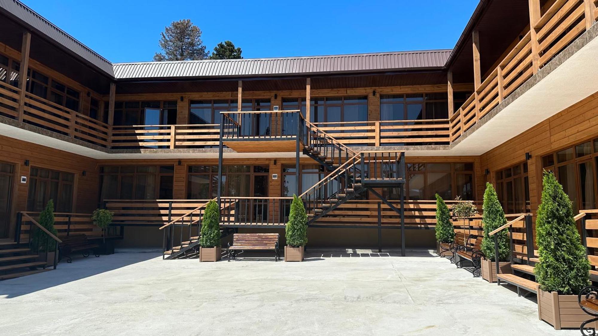 Hotel Лилия Gudauta Exteriér fotografie
